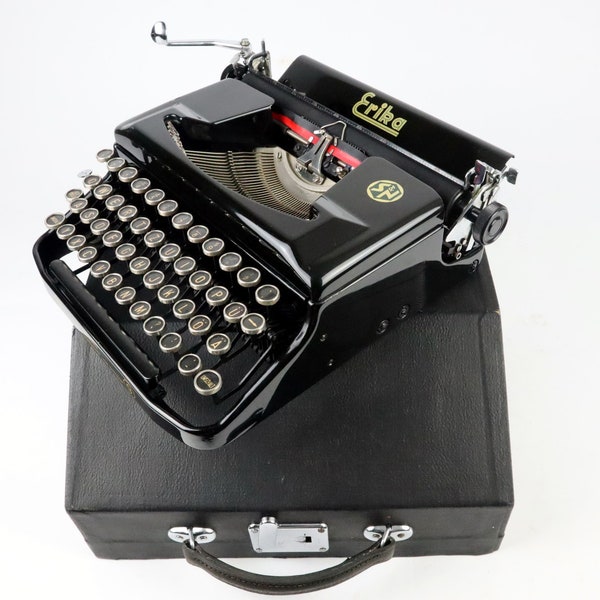 Typewriter Erika Model 9 by Seidel & Naumann VEB Dresden, Glossy Black, GDR Typewriter from 1951 - Beautiful Condition