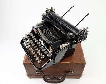 Typewriter Erika Model 5 by Seidel & Naumann Dresden, Glossy