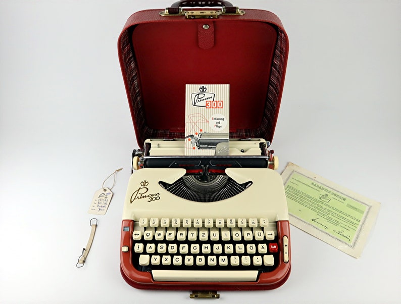 Princess 300 Terracotta / Cream Colored, Vintage Typewriter from 1958, Rare, With Original Operating Instructions Top Condition image 8