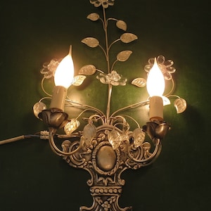 Französische florale Wandlampe im Maison Baguès Stil, Silber, 50er Jahre