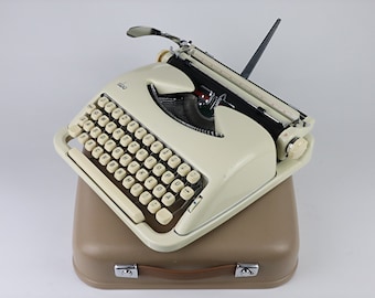 Vintage ABC Typewriter from 1962, Wilhelm Wagenfeld Design, Cream-colored - Superb Condition