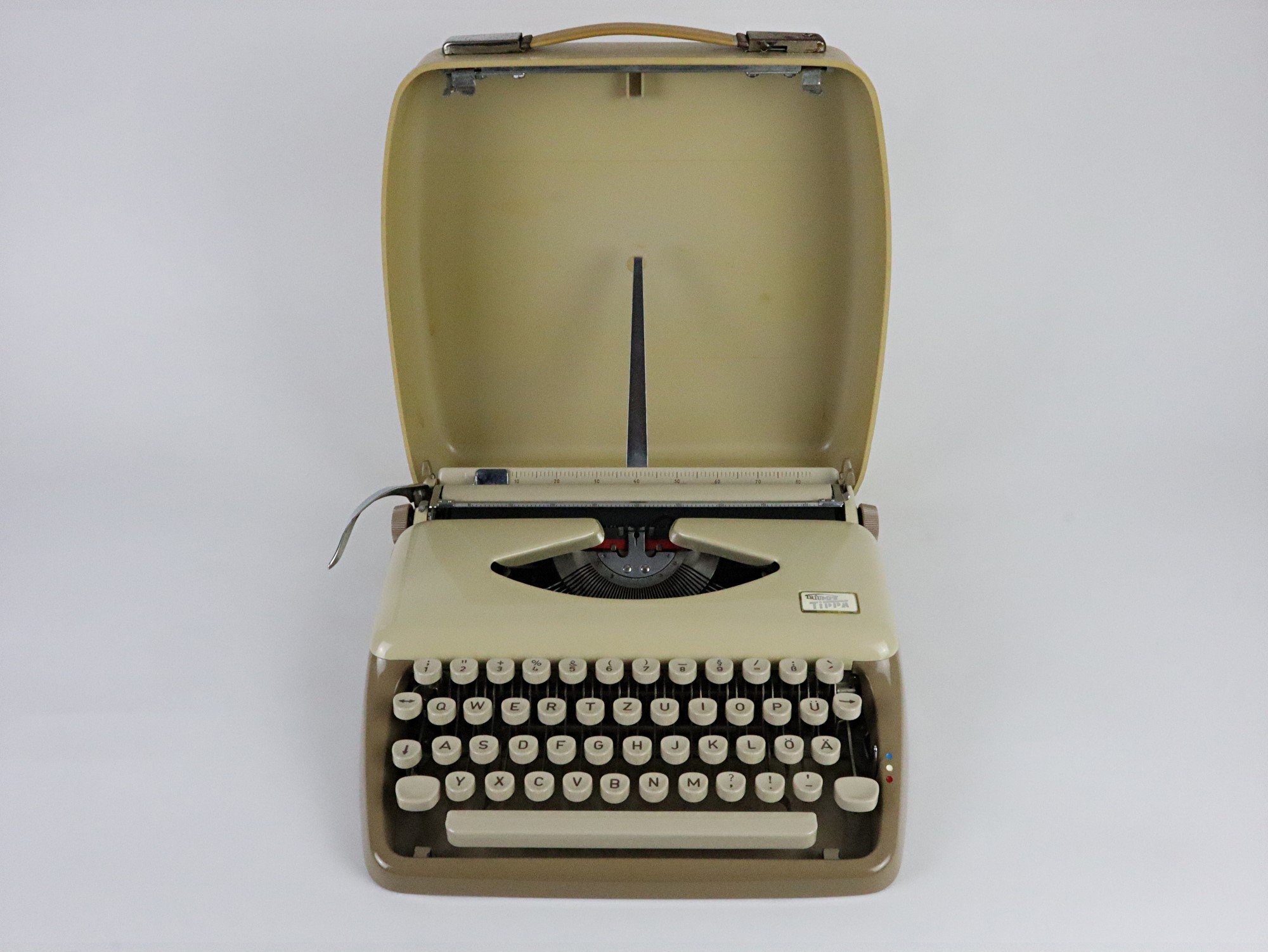 Vintage Typewriter Triumph Tippa From the 60s With Operating
