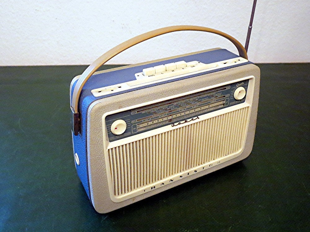 Radio transistor antiguo Joker 834 de Graetz de Etsy