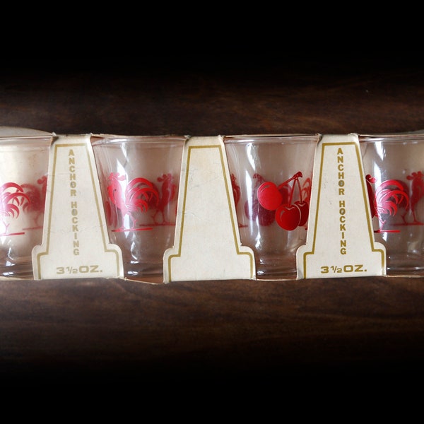 4 Midcentury Anchor Hocking 3.5 ounce shot or sm juice glasses w red cherries roosters pattern original box vintage