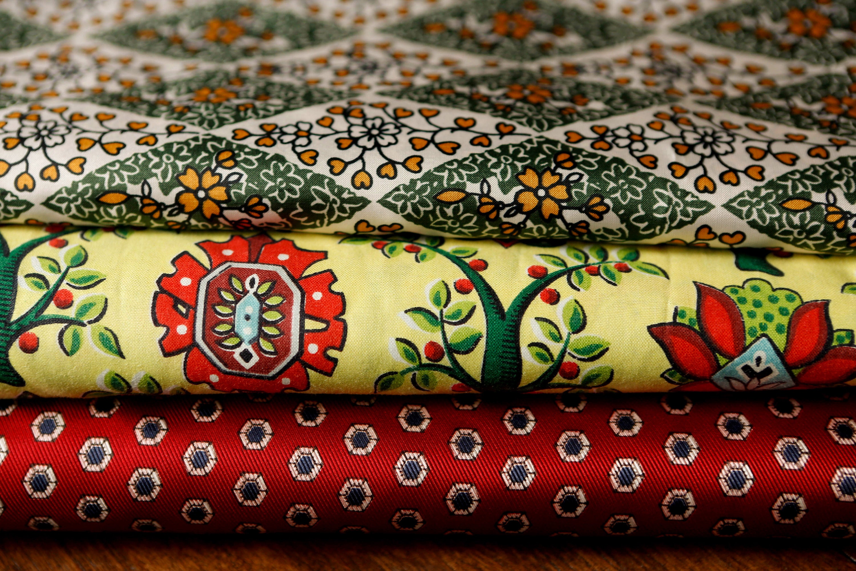 Fabulous psychedelic vintage twill fabric 3+ yards lagoagrio.gob.ec