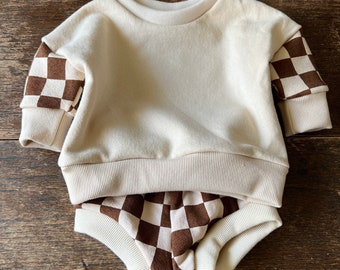 Sweater and shortie set in brown checks and oatmeal or barley colour