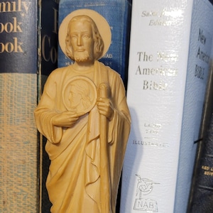 Vintage Saint Jude Statue Vintage Religious Plastic Statue / 8.5 Inches Tall / Catholic Decor