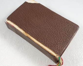 Distressed Prayer Book / Prayer of Christians / American Interim Breviary / 1971 / Catholic Book Publishing