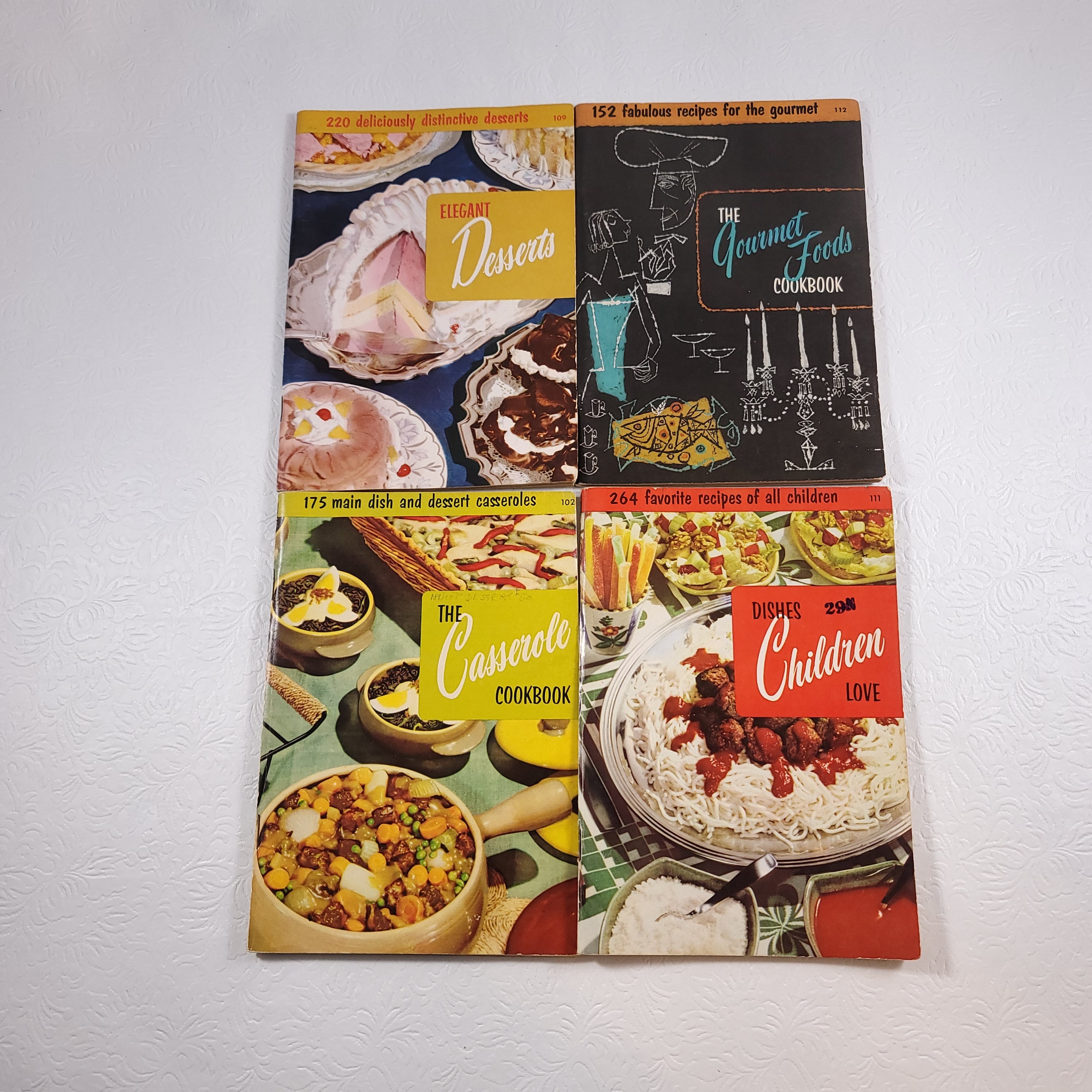 ★us✵vintage❃casserole  cookbook s-l1200.jpg