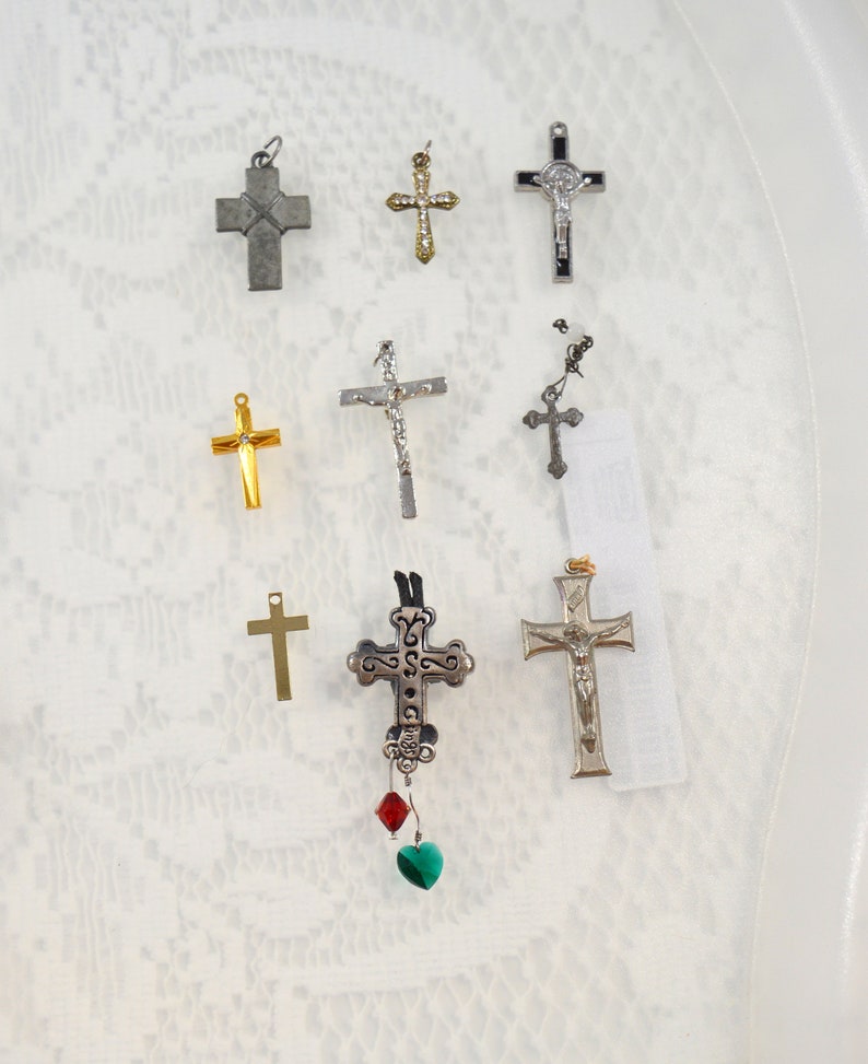 Religious Supply LOT 9 Cross Crucifix Pendants Assorted Styles #4770
