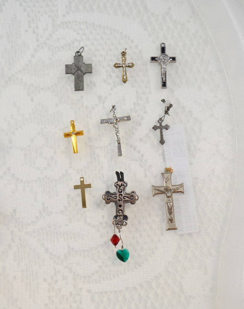 Religious Supply LOT 9 Cross Crucifix Pendants Assorted Styles #4770