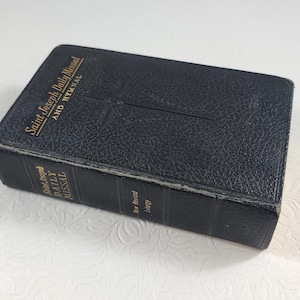 Saint Joseph Daily Missal and Hymnal / 1968 / 1960s Prayer Book / New Revised Liturgy Vatican Council II