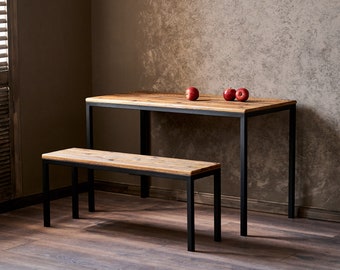 Minimalistische Altholz Tisch