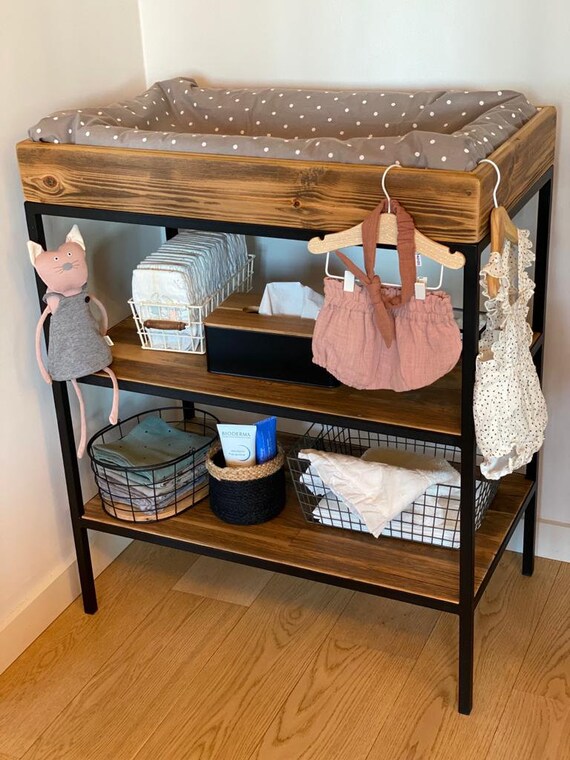 Industrial changing table hotsell