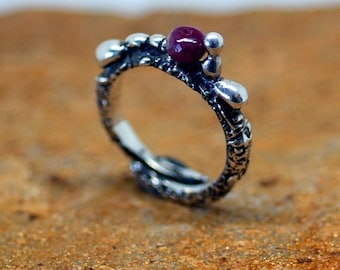 Sterling Silver Ant Ring with Gemstone | Adjustable Nature Jewelry