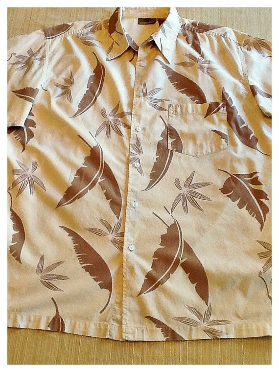 Sale: Apparel Zone Men's Large Hawaiian Shirt.  Brown Foliage Over a Cream Background View 2
