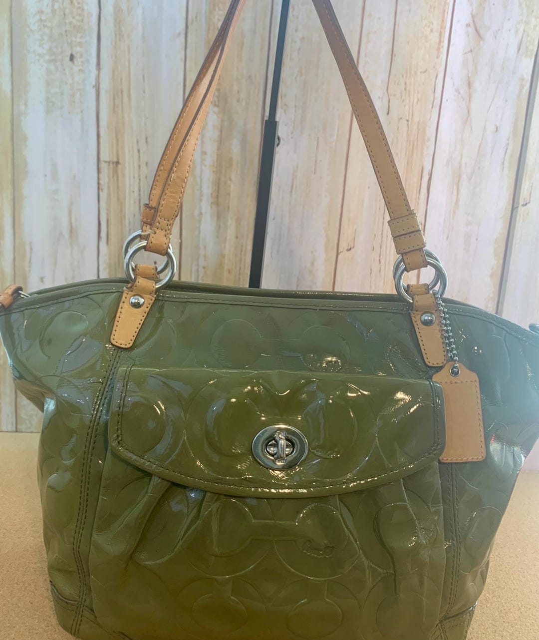 Rare Coach Patent Leather Tote Bag in Rich Olive Green With Light