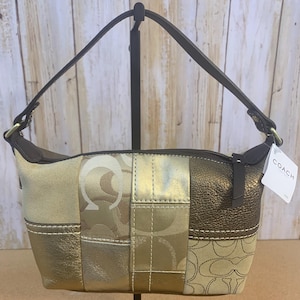 KASSANDRE Paris】GAIA Small Round Gold Metal Hnadle Bag | LE