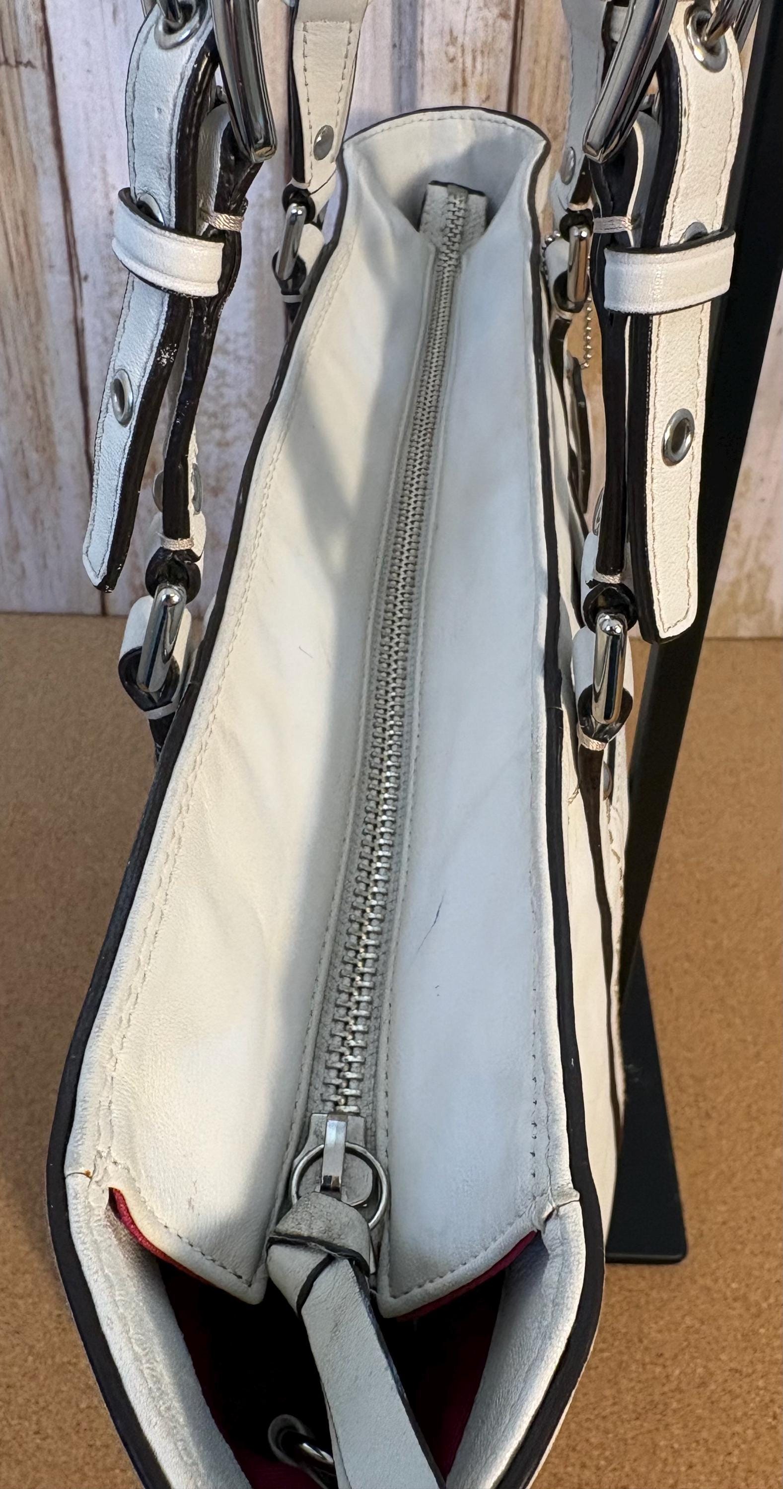 Vintage Coach East West White Leather Tote Handbag in Classic Y2K
