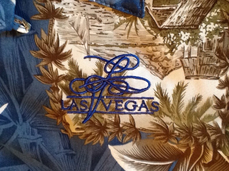 Sale DC Classic Las Vegas Hawaiian Shirt Size XL....