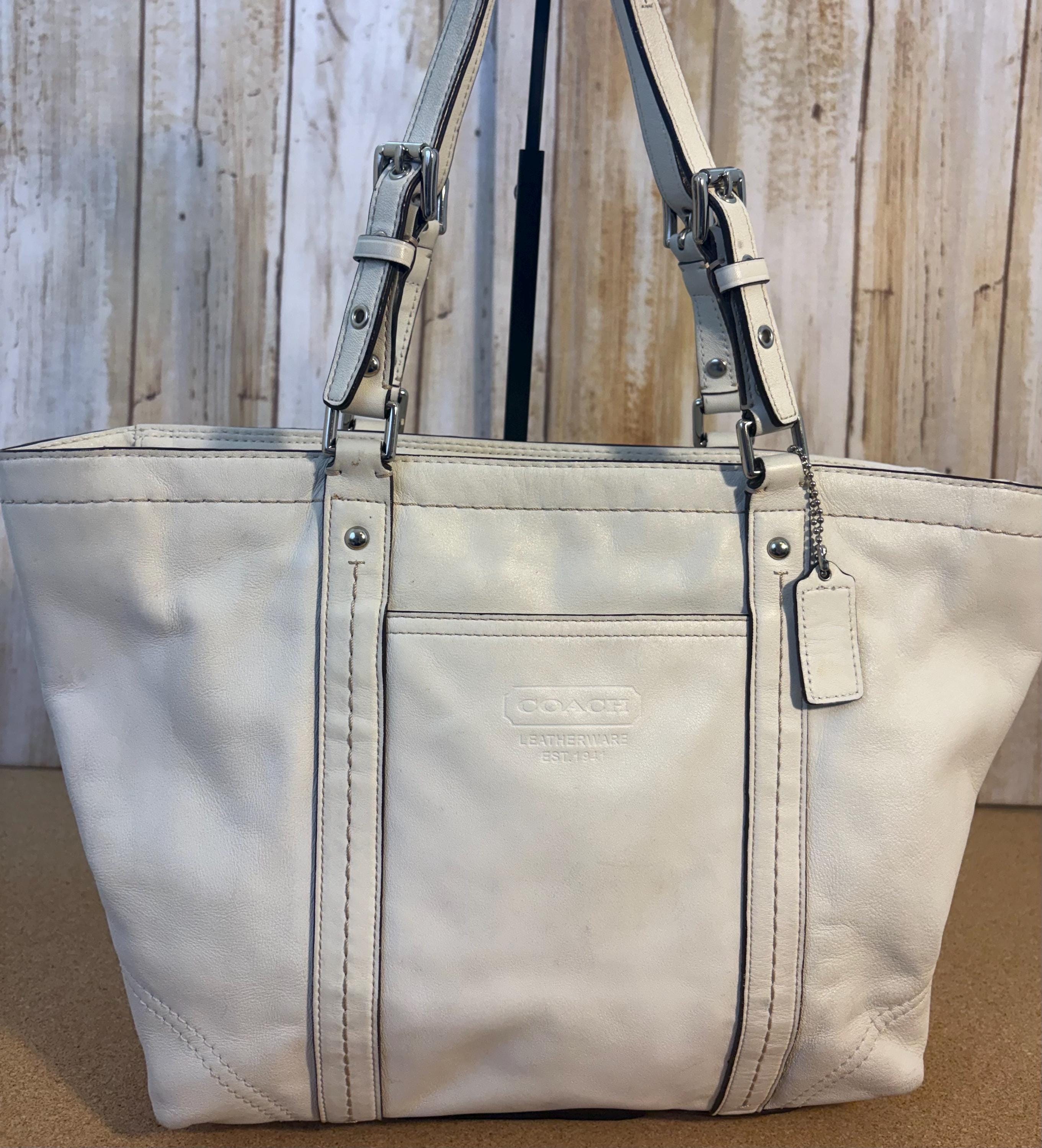 Vintage Coach East West White Leather Tote Handbag in Classic Y2K