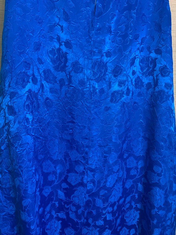 Sale: Vintage Homemade Sleeveless Royal Blue Silk… - image 4