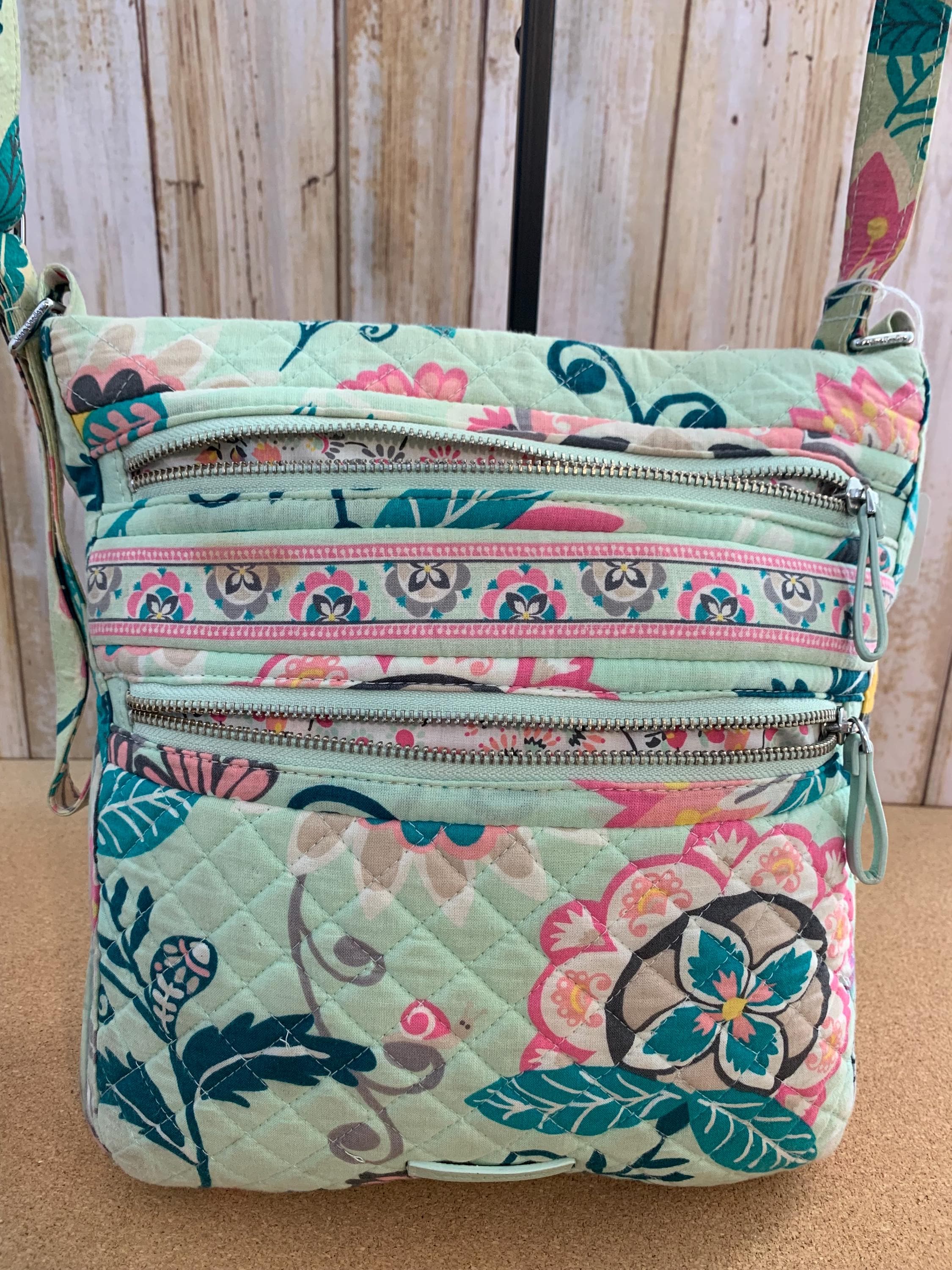 Vera Bradley フェザーウェイト オリジナル ジップ ヒップスター クロスボディ バッグ、カイエンヌ, カイエン 【並行輸入品】, image size:2250x3000