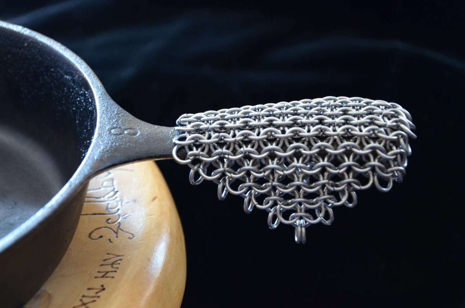 DIY Chainmail Scrubber Kit, Craft a Steel Scrubber for Cleaning Cast Iron  from Included Supplies and Tutorial with this Beginner DIY Kit