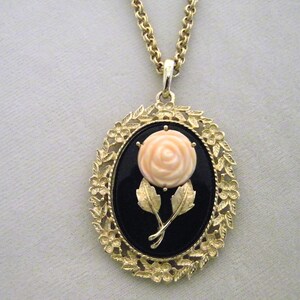 Vintage Avon Serena Rose Cameo Mirror Backed Pendant Necklace