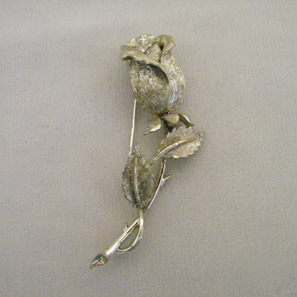 Vintage Lisner Silvertone Rose Bud Pin Brooch