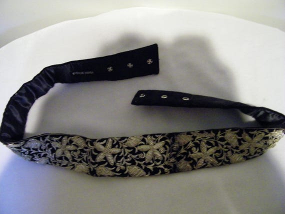 Black velvet belt outlet