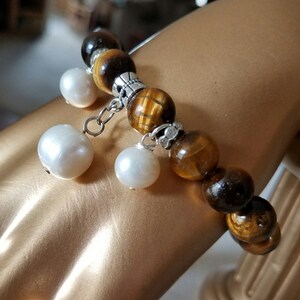 Pearl and Tigers Eye Bracelet / Pearl necklace charm Bracelet /Jewelry Gift for Girlfriend / Christmas Gift for Her /Handmade  Bracelet