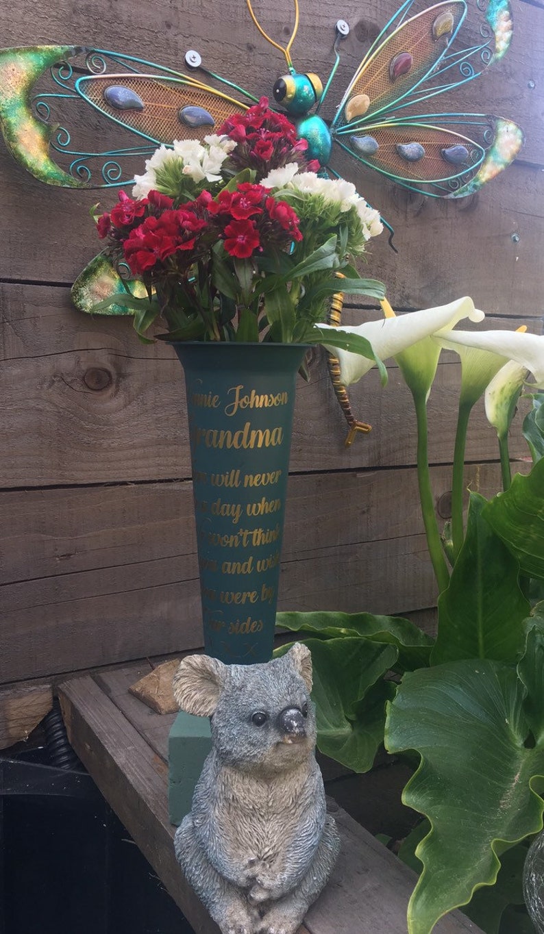 Memorial Cone Red Rose Vases With Black Lid Flower Holder Grave Spike Plant Pots