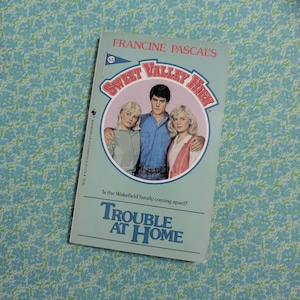 Sweet Valley High | #65 Trouble at Home | Francine Pascal | Vintage Pre-Teen Young Adult Chapter Book Series