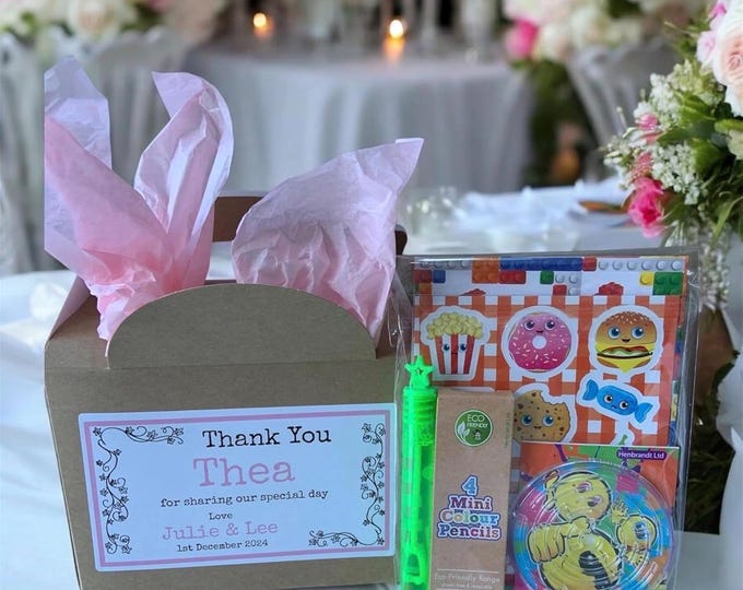Personalised Children's Wedding Activity Box – Kraft Treat Box with Puzzle Pack, Sweets (15x10x10cm)