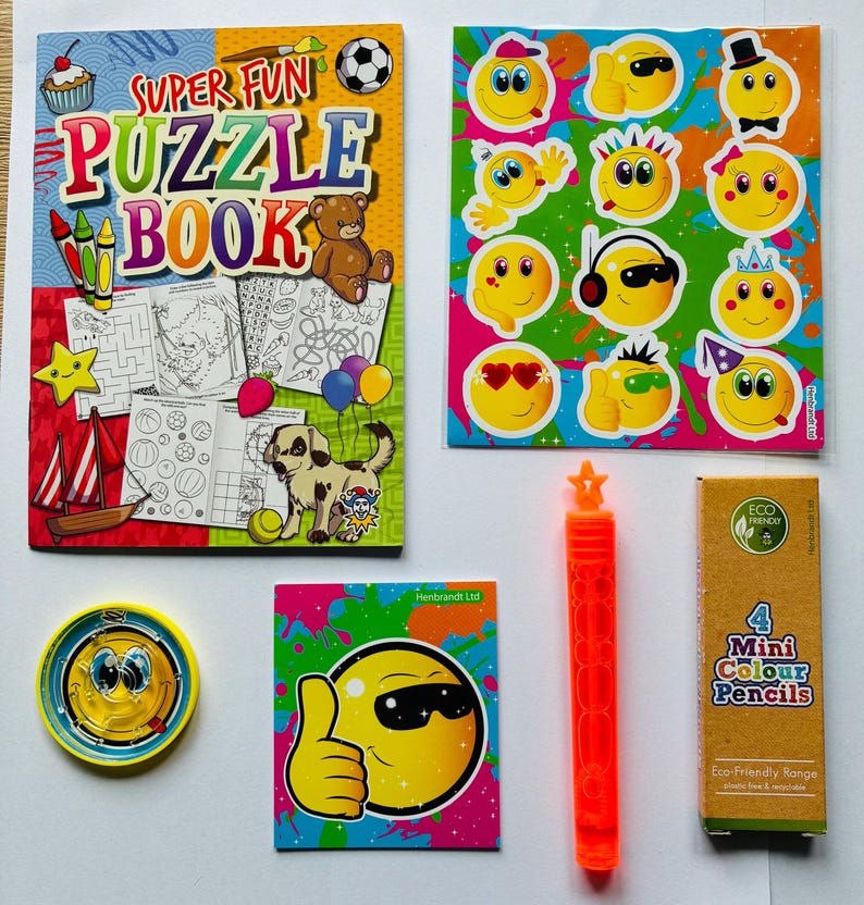 Personalised Children's Holiday Travel Activity Pack with sweets A6 SIZE image 3