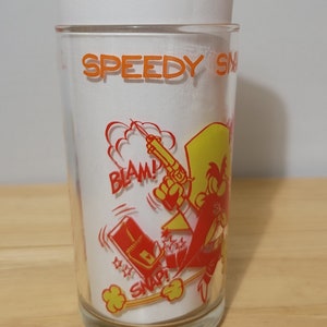 1974 Warner Bros YOSEMITE SAM Juice Glass Speedy Gonzales Snaps Up the Cheese
