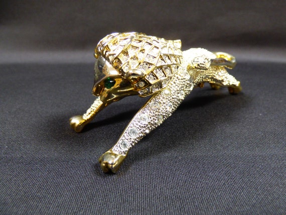 Vintage Chunky Shoulder Rhinestone Lion Brooch - image 1