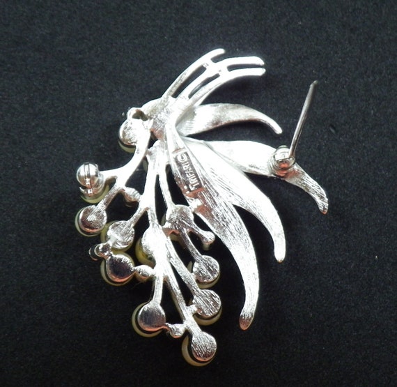 Crown Trifari Brooch, Rhinestone and Pearl, Signed - image 4