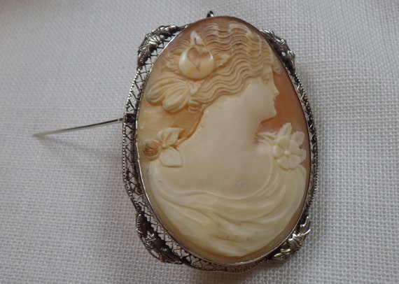 Cameo Pendant Brooch, 14K White Gold and Shell, M… - image 8