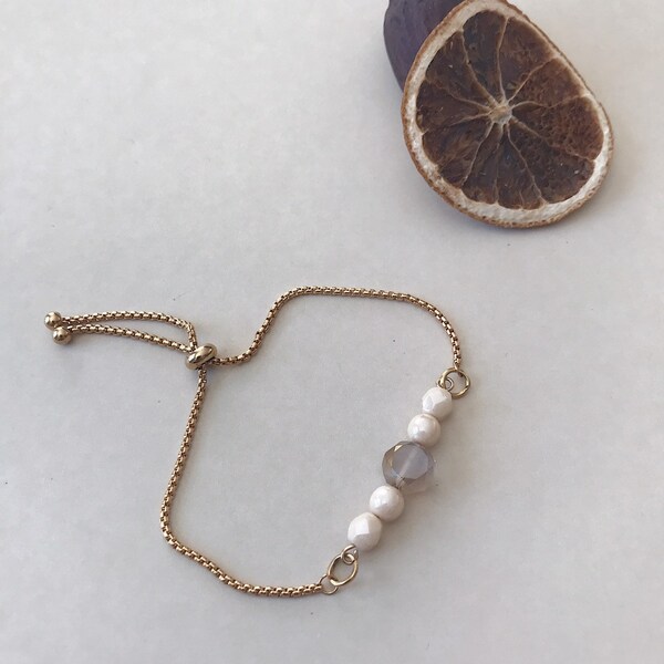 Bracelet chaine ajustable acier inoxydable plaqué or.