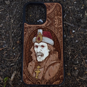 Dracula Wood Phone Case – Gothic Vampire Art | iPhone 16–11 & Galaxy S25–S20 | Dark Fantasy Gift