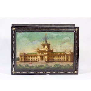 Vintage Russian Lacquered Box, Russian Lacquer Box, Wooden Box, Antique Box, Gift For Him, Gift For Her, Jewelry Box, Hand Painted Box