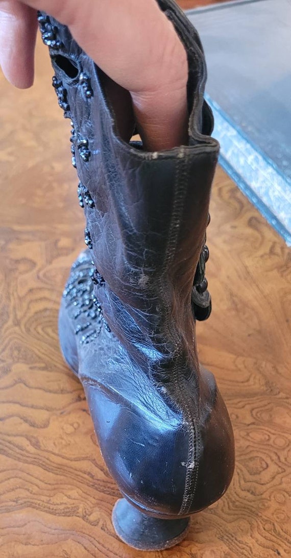 Antique Victorian Beaded Boots with buttons - image 5