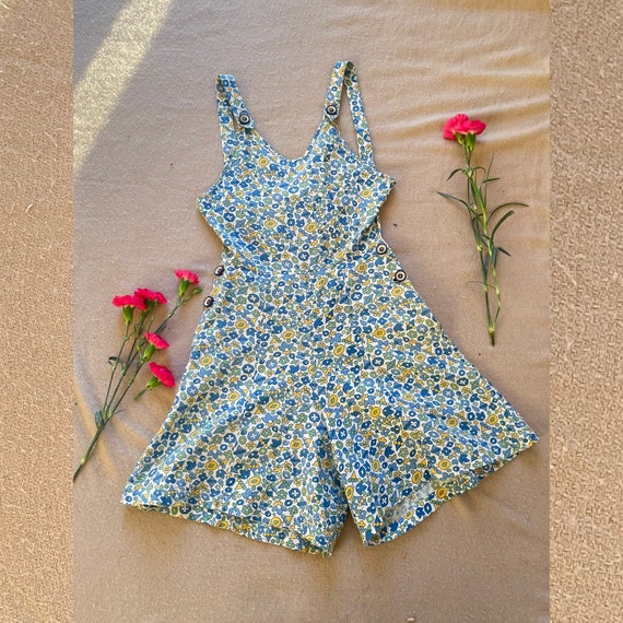 Vintage 1940's Blue and Yellow Floral Feedsack Rom