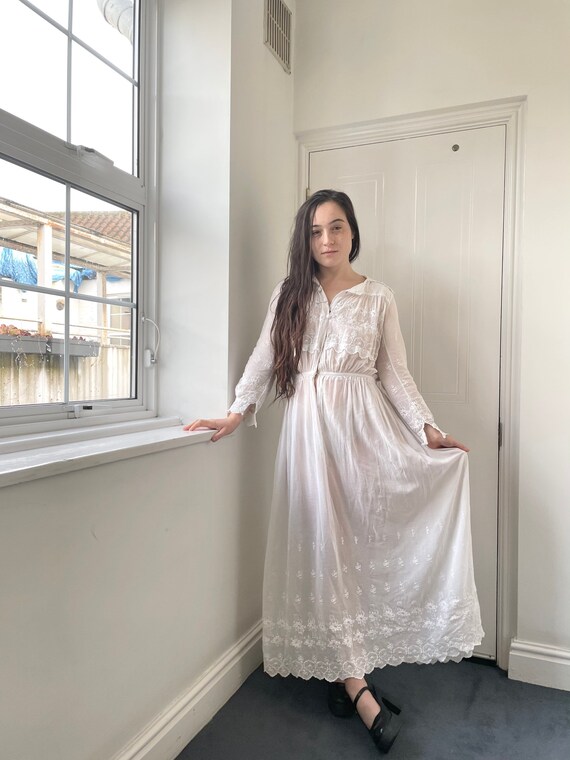 Antique Edwardian Embroidered Floral White Cotton