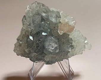 Espécimen de estilbita de apofilita de calcedonia azul, racimo de cristal crudo, cristal de zeolita, decoración del hogar, regalo para ella, cristal