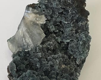 Green Chalcedony with Heulandite Raw Chalcedony Cluster Heulandite specimen Botryoidal Crystal Home Decor Rare Crystal Specimen Gift