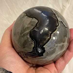Sphère d&#39;agate volcanique, cristal de réaction aux UV, grande boule de cristal d&#39;agate volcanique, énergie de guérison, cristal, décoration d&#39;intérieur