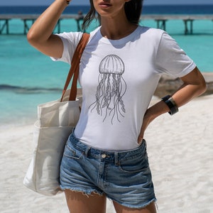 Jellyfish T-Shirt - Seaside Nautical Shirt - Beach T-Shirt - Summer T-Shirt - Marine Print TShirt